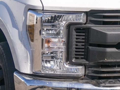 Used 2019 Ford F350 XL w/ Power Equipment Group RWD image 4