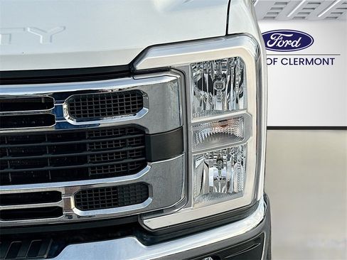 Used 2024 Ford F250 XLT image 9