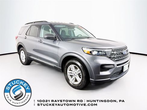 Used 2022 Ford Explorer XLT AWD/4WD image 1