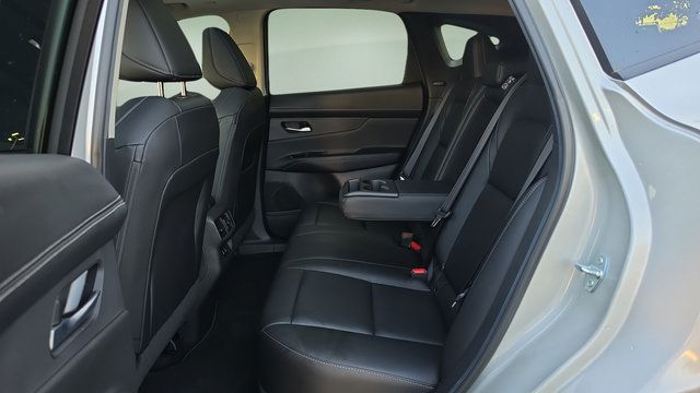 Used 2025 Nissan Murano SL AWD/4WD image 33