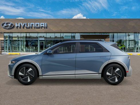 New 2027 Hyundai Ioniq 5 Limited RWD image 3