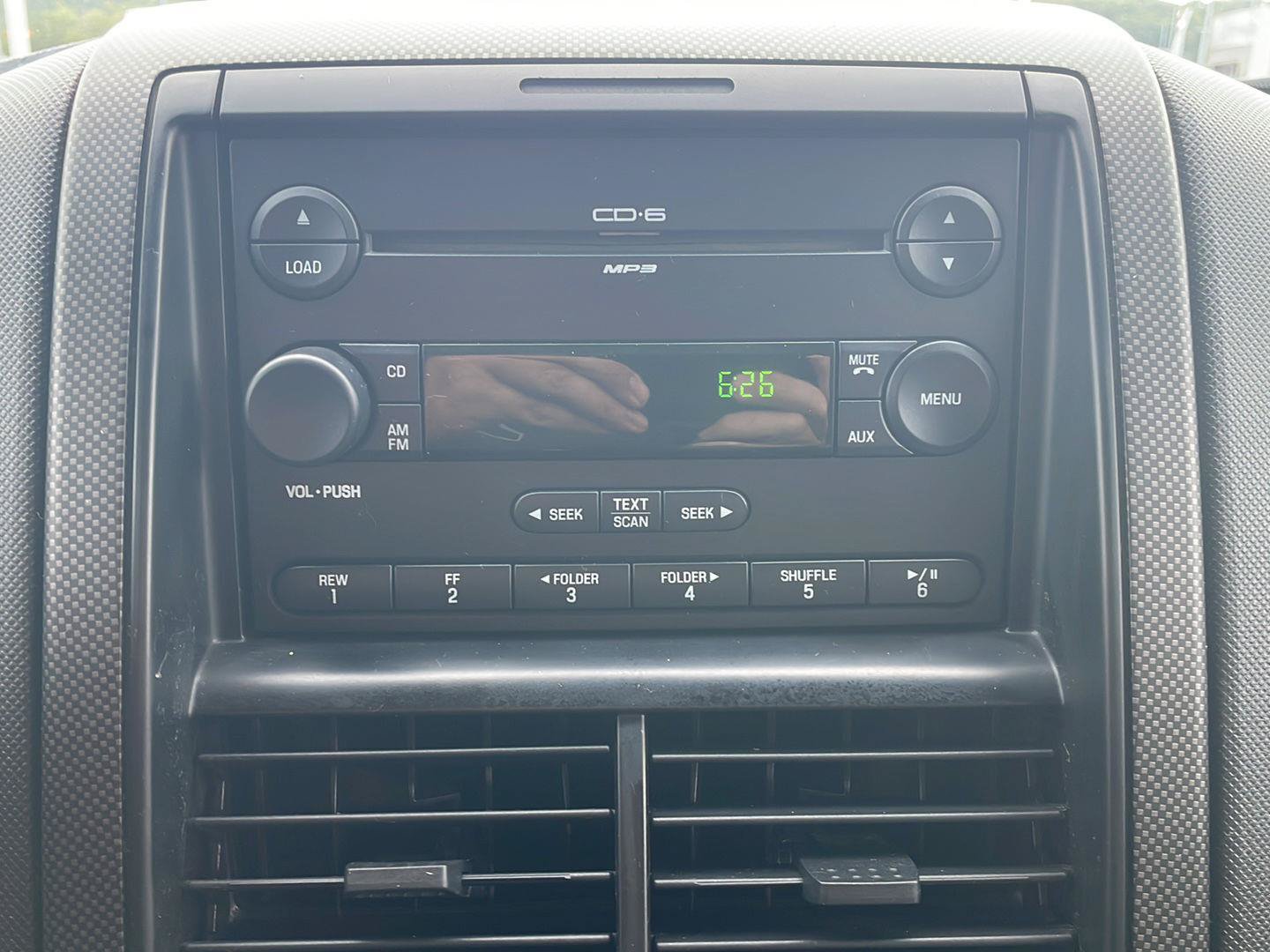 Used 2007 Ford Explorer Sport Trac Limited AWD/4WD image 21