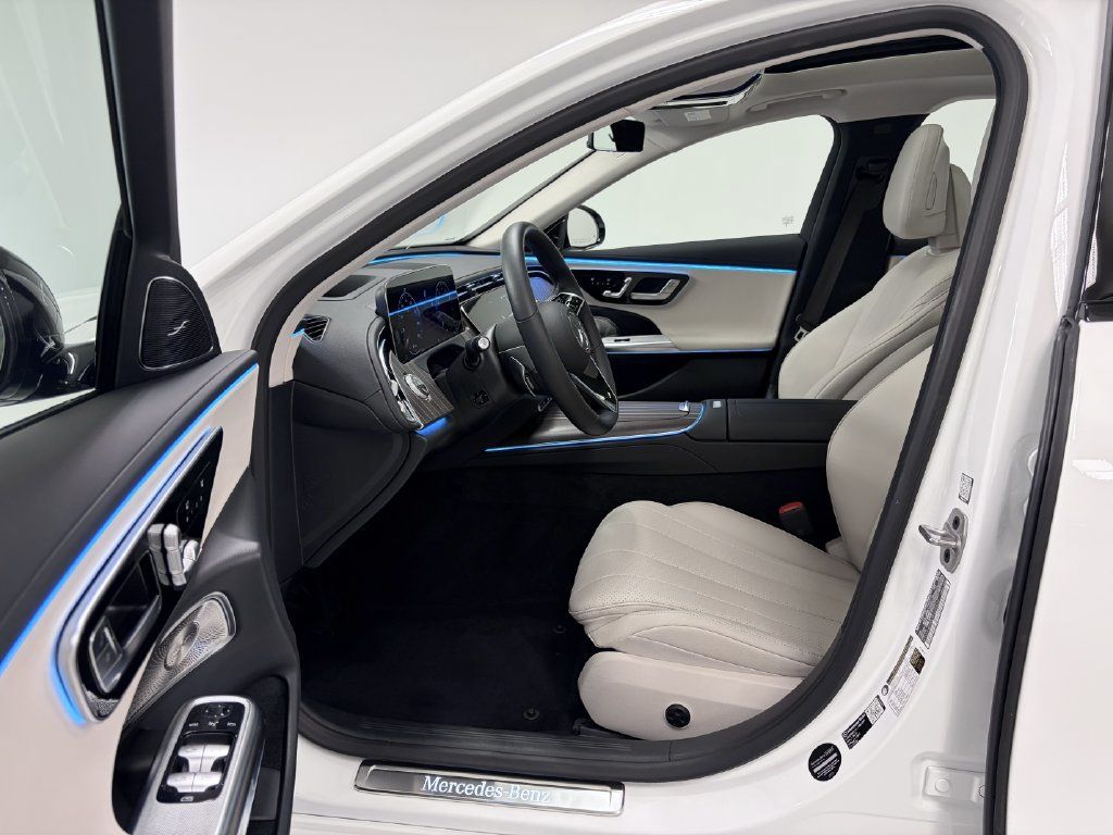 Certified 2026 Mercedes-Benz E 350 4MATIC Sedan image 15