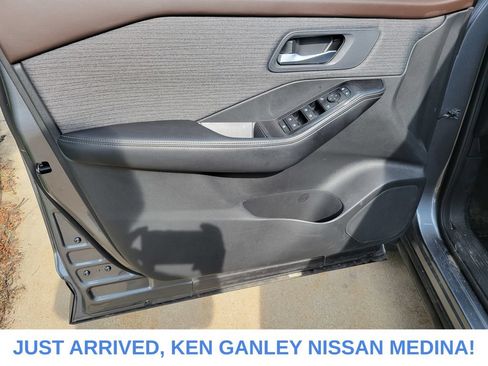 Certified 2023 Nissan Rogue SV AWD/4WD image 14