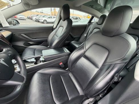Used 2018 Tesla Model 3 Mid Range RWD image 6