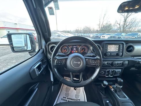 Used 2019 Jeep Wrangler Unlimited Sport S AWD/4WD image 14