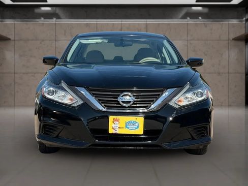 Used 2016 Nissan Altima 2.5 S w/ Power Driver Seat Package FWD image 4