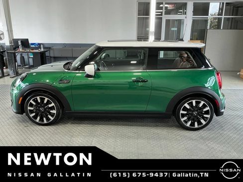 Used 2023 MINI Cooper S w/ Signature Upholstery Package FWD image 3