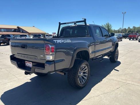 Used 2020 Toyota Tacoma TRD Off-Road w/ Technology Package AWD/4WD image 5