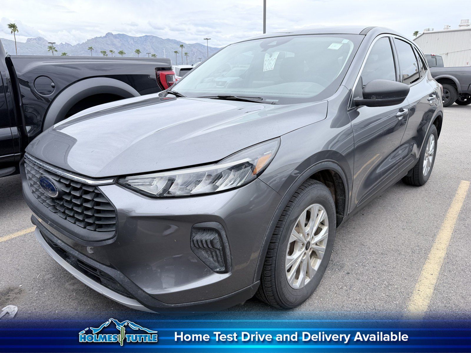 Used 2024 Ford Escape Active FWD image 1