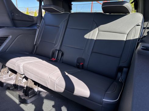 New 2026 GMC Yukon Elevation image 30