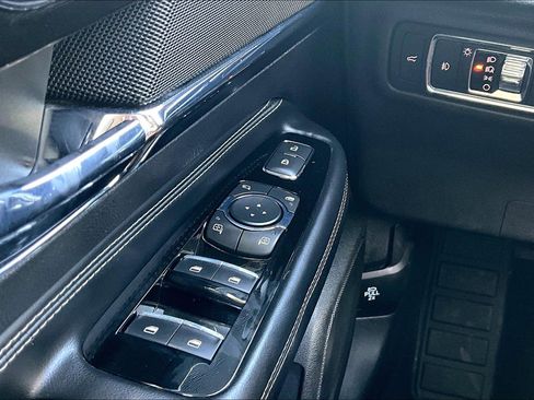 Used 2021 Lincoln Corsair Reserve w/ Equipment Group 201A image 32