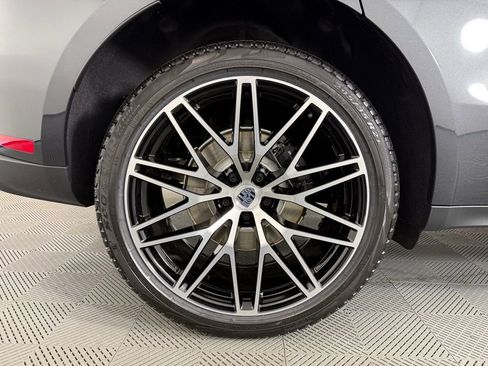 New 2026 Porsche Macan AWD/4WD image 13