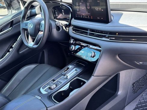 Certified 2024 INFINITI QX60 Luxe w/ Cargo Package FWD image 9