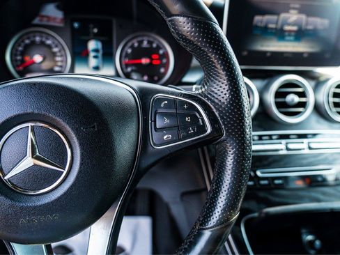 Used 2018 Mercedes-Benz GLC 300 4MATIC Coupe image 19