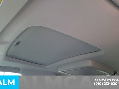 Used 2025 Honda Odyssey Elite image 20