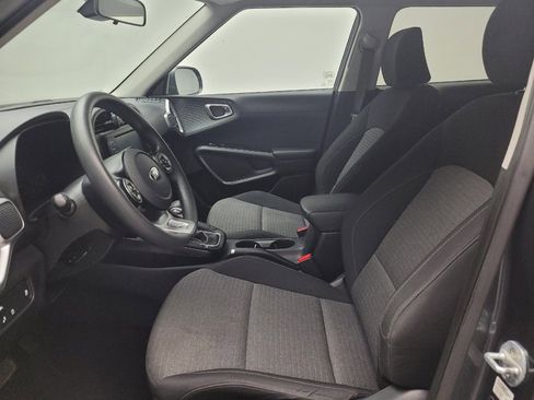 Used 2020 Kia Soul S FWD image 17