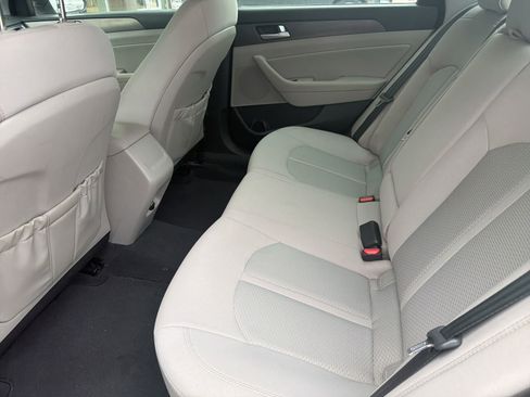 Used 2017 Hyundai Sonata Sport FWD image 11