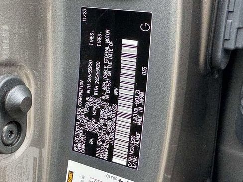 Used 2024 Lexus LX 600 4WD w/ Interior Upgrade Package image 23