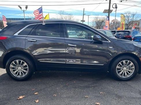 Used 2018 Cadillac XT5 Luxury w/ Driver Awareness Package FWD image 5