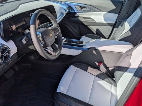 New 2026 Chevrolet Equinox EV LT w/ LPO, All-Weather Mat Package image 11