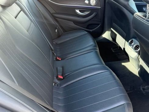 Used 2017 Mercedes-Benz E 300 4MATIC image 24