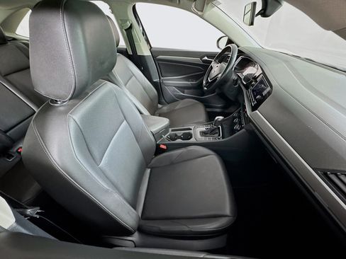 Used 2019 Volkswagen Jetta SE FWD image 25