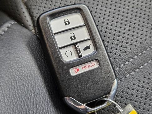 Used 2018 Honda CR-V Touring image 36