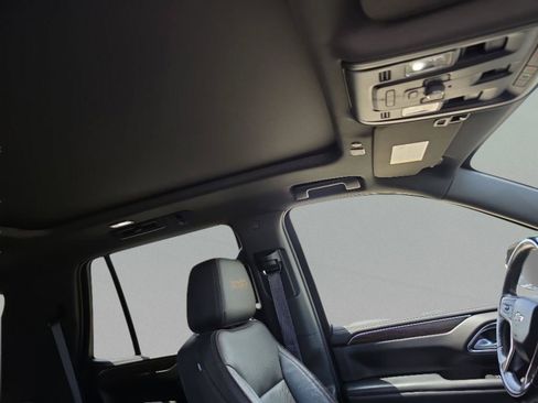 Used 2022 Chevrolet Tahoe High Country AWD/4WD image 30