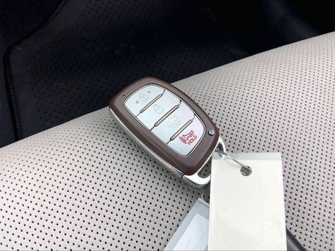 Used 2017 Hyundai Sonata Limited w/ Ultimate Package 04 FWD image 15