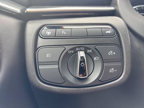 Used 2024 INFINITI QX50 Sport FWD image 19