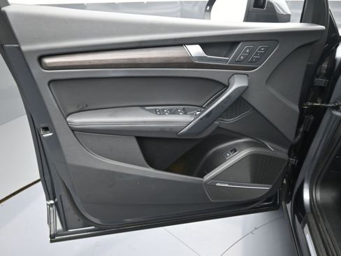 Used 2024 Audi Q5 2.0T Premium Plus w/ Premium Plus Package image 17