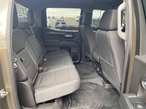 Used 2024 GMC Sierra 1500 Elevation image 26