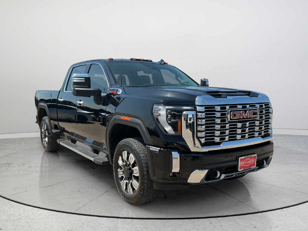 Used 2024 GMC Sierra 2500 Denali w/ Denali Reserve Package AWD/4WD image 1