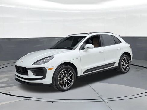 New 2026 Porsche Macan AWD/4WD image 1