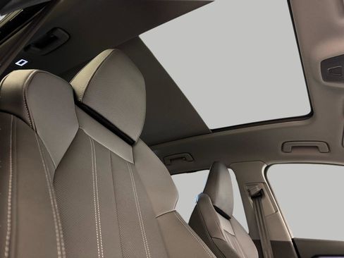 New 2025 Audi Q6 e-tron Premium Plus image 16