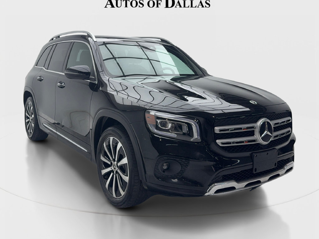 Used 2022 Mercedes-Benz GLB 250 4MATIC w/ Premium Package Lite image 3