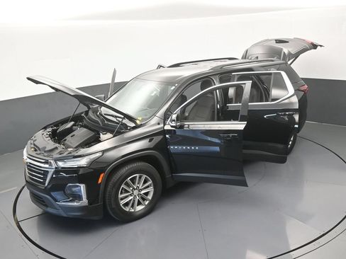 Used 2023 Chevrolet Traverse LT FWD image 55