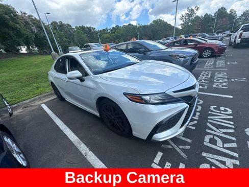 Used 2021 Toyota Camry XSE w/ Navigation Package FWD image 8