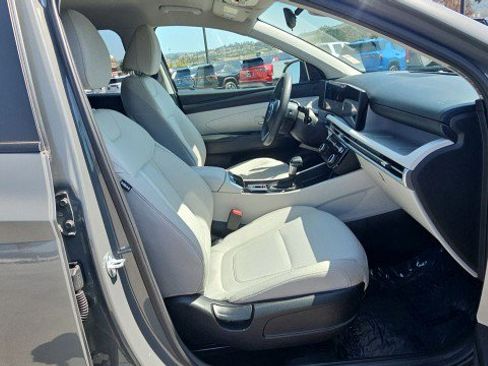 Used 2025 Hyundai Tucson SEL FWD image 27