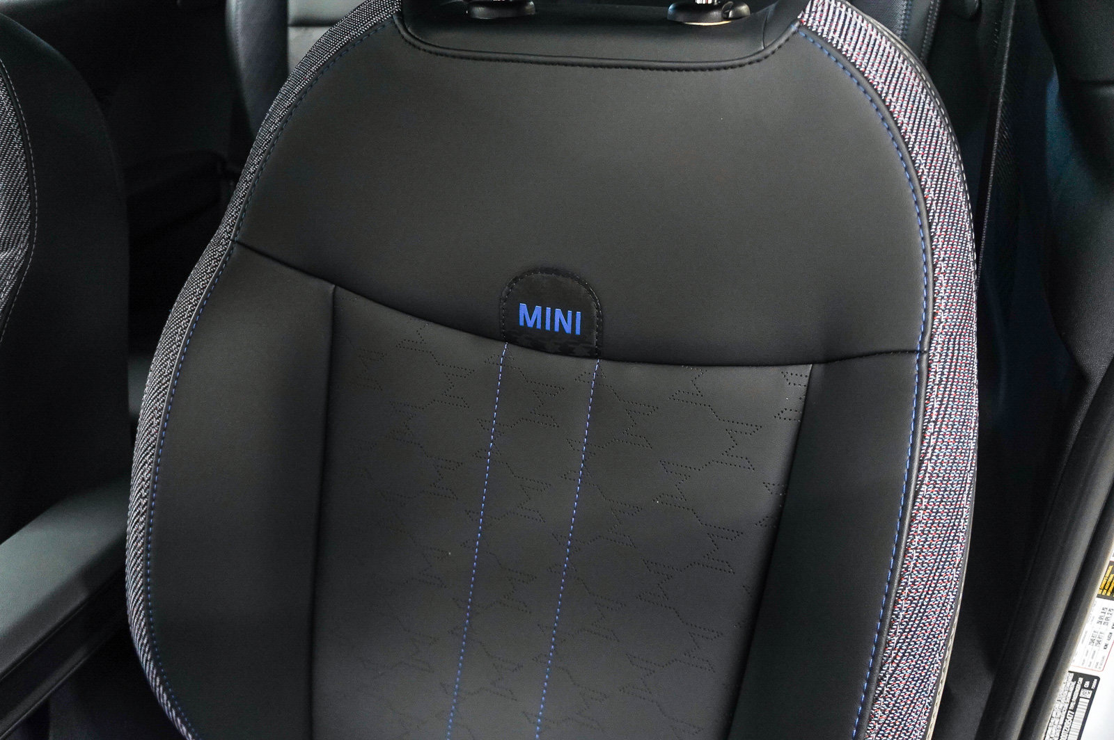 Used 2026 MINI Cooper S FWD image 27