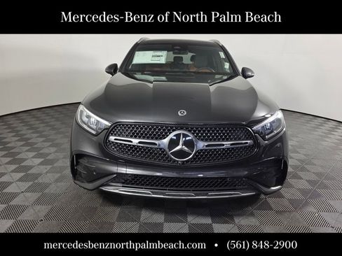 New 2026 Mercedes-Benz GLC 300 image 2