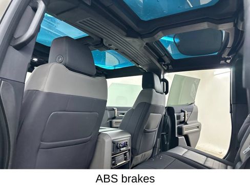 Used 2024 GMC Hummer EV 3X AWD/4WD image 30