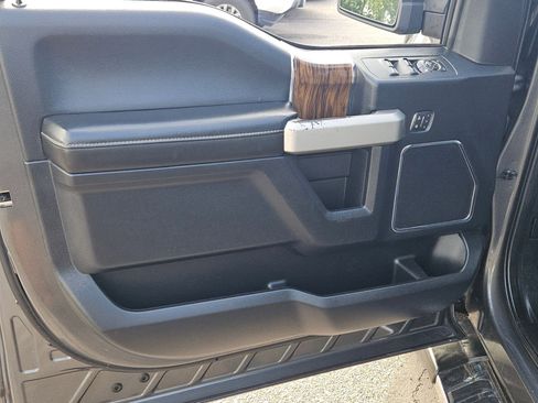 Used 2019 Ford F150 Lariat w/ Equipment Group 502A Luxury image 18