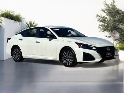 New 2025 Nissan Altima 2.5 SV