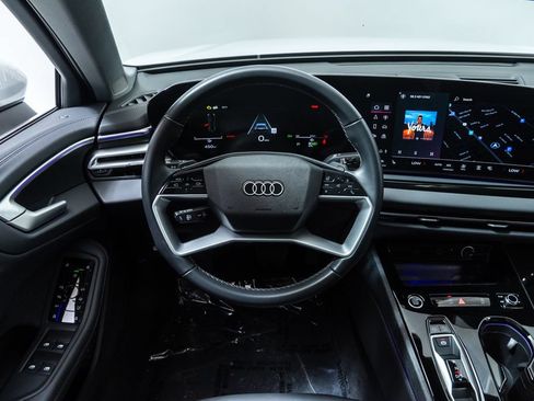 Used 2025 Audi A5 2.0T Premium w/ Convenience Package AWD/4WD image 14