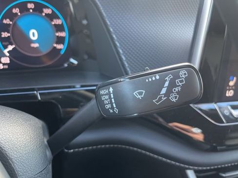 New 2026 Volkswagen Atlas Cross Sport SEL Premium R-Line image 13