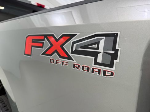 Used 2019 Ford F250 Lariat w/ Lariat Ultimate Package image 7