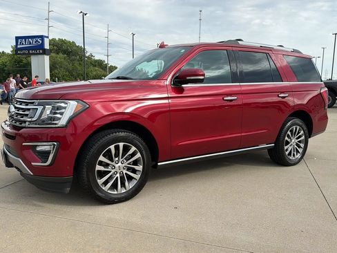 Used 2018 Ford Expedition Limited w/ Equipment Group 301A AWD/4WD image 6