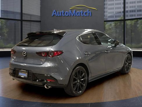 Used 2021 MAZDA MAZDA3 Hatchback w/Premium Plus Pkg AWD/4WD image 10